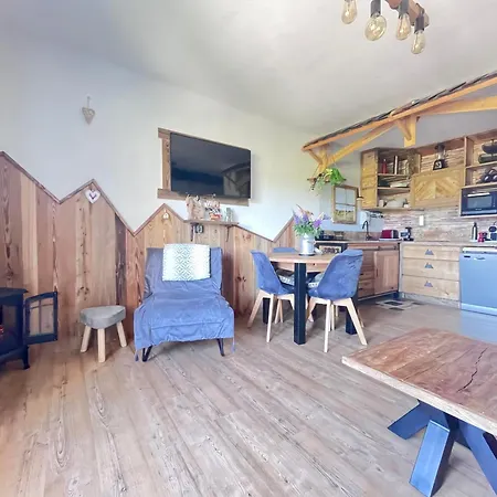 Superbe T2 Atypique-vue Panoramique-idealement Situe ! レ・ザングル